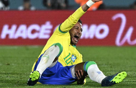 Neymar Injured, Brazil Loses 2-0 to Uruguay